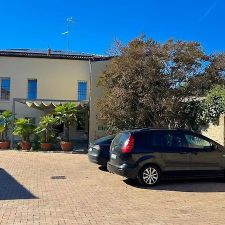 Mura Di Ferrara-apartment 3 Parcheggio Privato