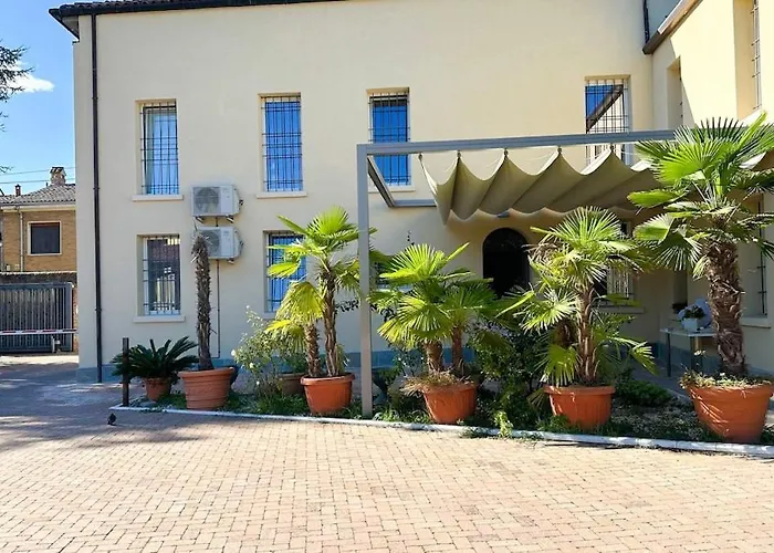 Mura Di Ferrara-apartment 3 Parcheggio Privato Apartment *