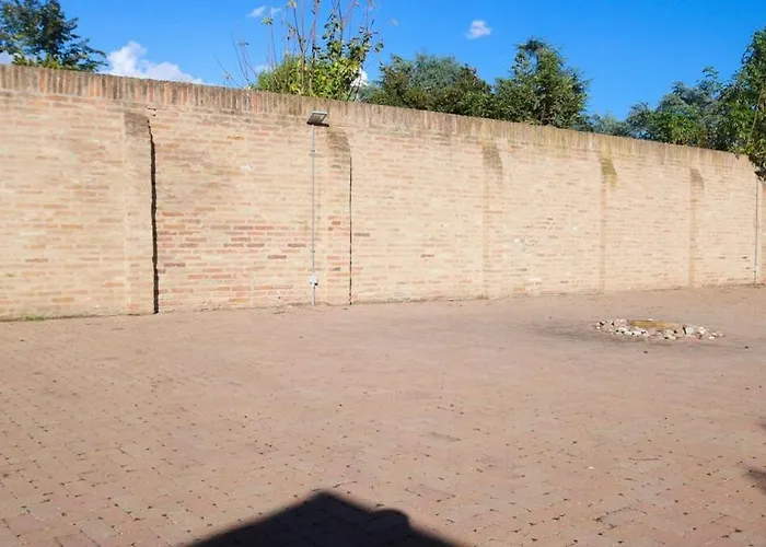 Mura Di Ferrara-apartment 3 Parcheggio Privato Lejlighed *